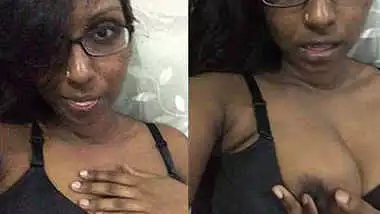 desi aunty hot boob show