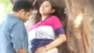 Sexy gori college girl ke wild sex ka leak scandal