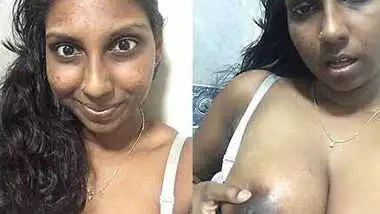 desi aunty hot nip press