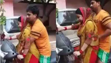 gropping desi aunty on bike