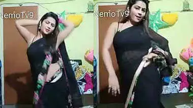 Bigo Priyanka , Seduce too much, show navel ,armpit ,transparent saree dance