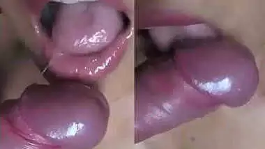 Desi Aunty Licking Lund