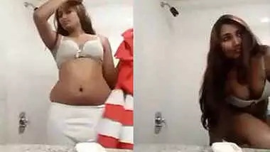 Swathi naidu bathroom strip