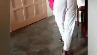 Desi Indian Maid Big Ass In Salwaar Kameez !