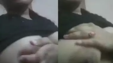 Bigboob Horny Desi Girl Pressing Boobs