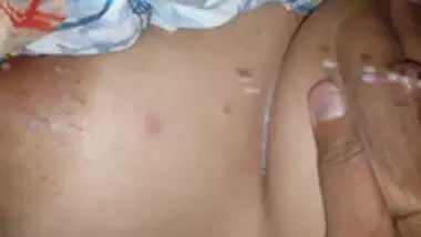 Anita bhabhi milk lacttating boobs