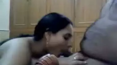 House wife Priya bhabhi’s cam sex with horny devar