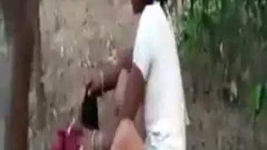 Tamil girl enjoying outdoor sex with boyfriend caught on cam