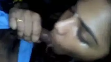 Village girl sucking lover cock