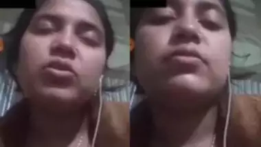 Beautiful Desi Married Bhabi Showing On Video Call 2More Clip