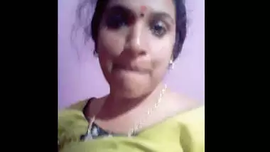 Desi village bhabi cute face