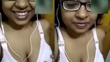 Shy Desi Girl Showing Big Boobs to Lover On Video Call