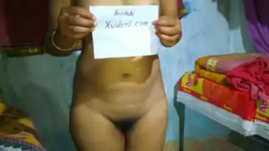 Beautiful bhabi show her cute boob