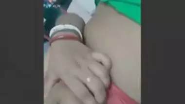 Desi village wife show her big boob tango live