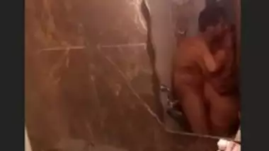 Bhabi fucking by friend in bathroom