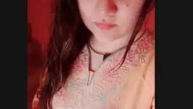 Beautiful Chubby Indian Girl Showing (Update)