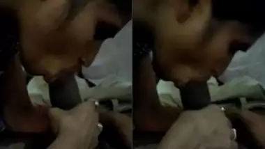 Crazy Desi Girl Sucking Dick