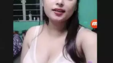 Desi Lipstick Webcam Sex - Beautiful Sexy Girl porn video