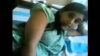 Bengalifokingvideo - Licking Pussy Of Young Desi Sister porn video
