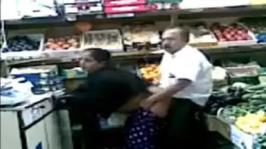 Hot punjabi aunty ass fucked in super market