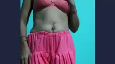 Desi village girl show her boob