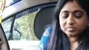 Malayali car sex desi porn with Mallu audio