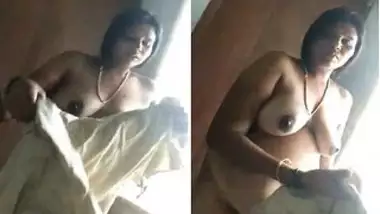 After shooting porn Indian guy records how partner puts clothes on