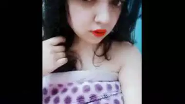 Very Famous Bhabhi New Nude Selfie