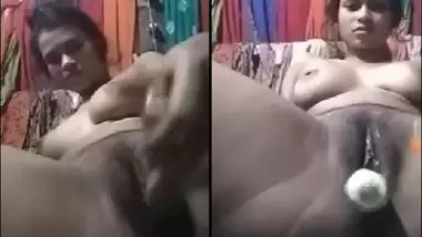 Bangladeshi naughty girl masturbating pussy on video call