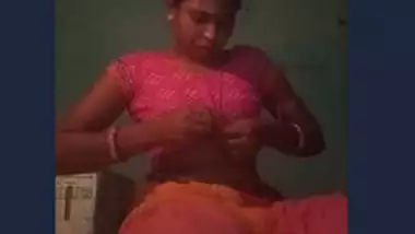 Village girl fingering pussy selfie record