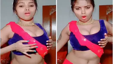 Joyful Desi chick in XXX sari provocatively moves her dazzling body