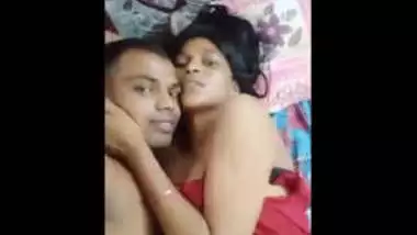 Desi Lovers Doing Romance On Bed Mms