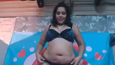 Mature Indian On Live Cam - Movies.