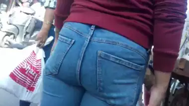 Tamil Jeans Teensitter