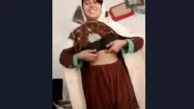 Beautiful Pathan Girl Showing Boobs