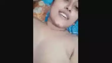 Unsatisfied Sexy Desi Boudi Fingering and Saying