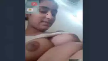 Beautiful Cute Paki Girl Showing And Fingering