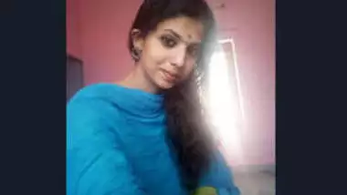 Sexy Mallu Bhabhi Shows Boobs On VC Part 4