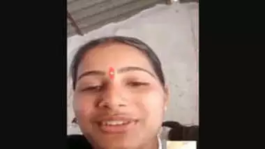 Desi Village Girl Shows Pussy On vc