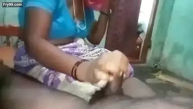 Desi kerala aunty blowjob in unkle coock