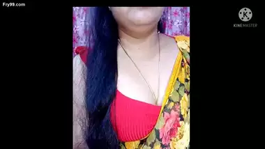 Desi Aunty Monika’s live webcam show