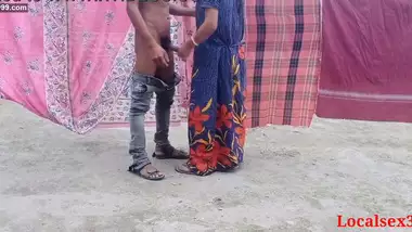 Bengali Desi Village Wife and Her Boyfriend Dogystyle fuck outdoor