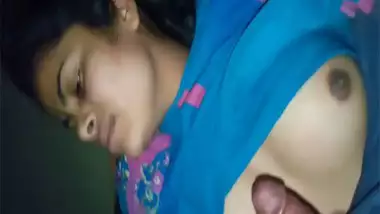 Cute Desi girlfriend gets laid down for sex with BF