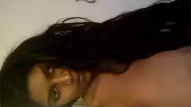 Sexy Tamil girl teasing her boyfriend on selfie cam