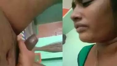 South Indian cheting wife giving handjob to BF