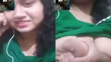 Innocent Bangladeshi girl showing boobs pussy