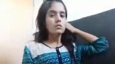 Bangladeshi teen girl sex with her cousin brother at home