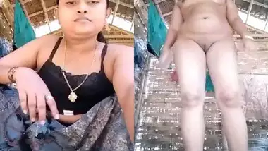 Desi Village Bhabhi making video for lover