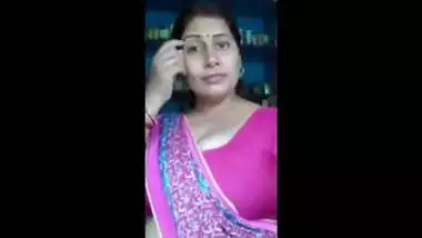 Desi aunties having sex with medicine shopkeeper