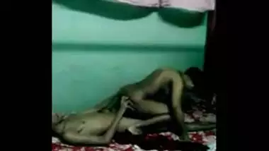 Desi sex video of a cute teen couple enjoying a home sex session